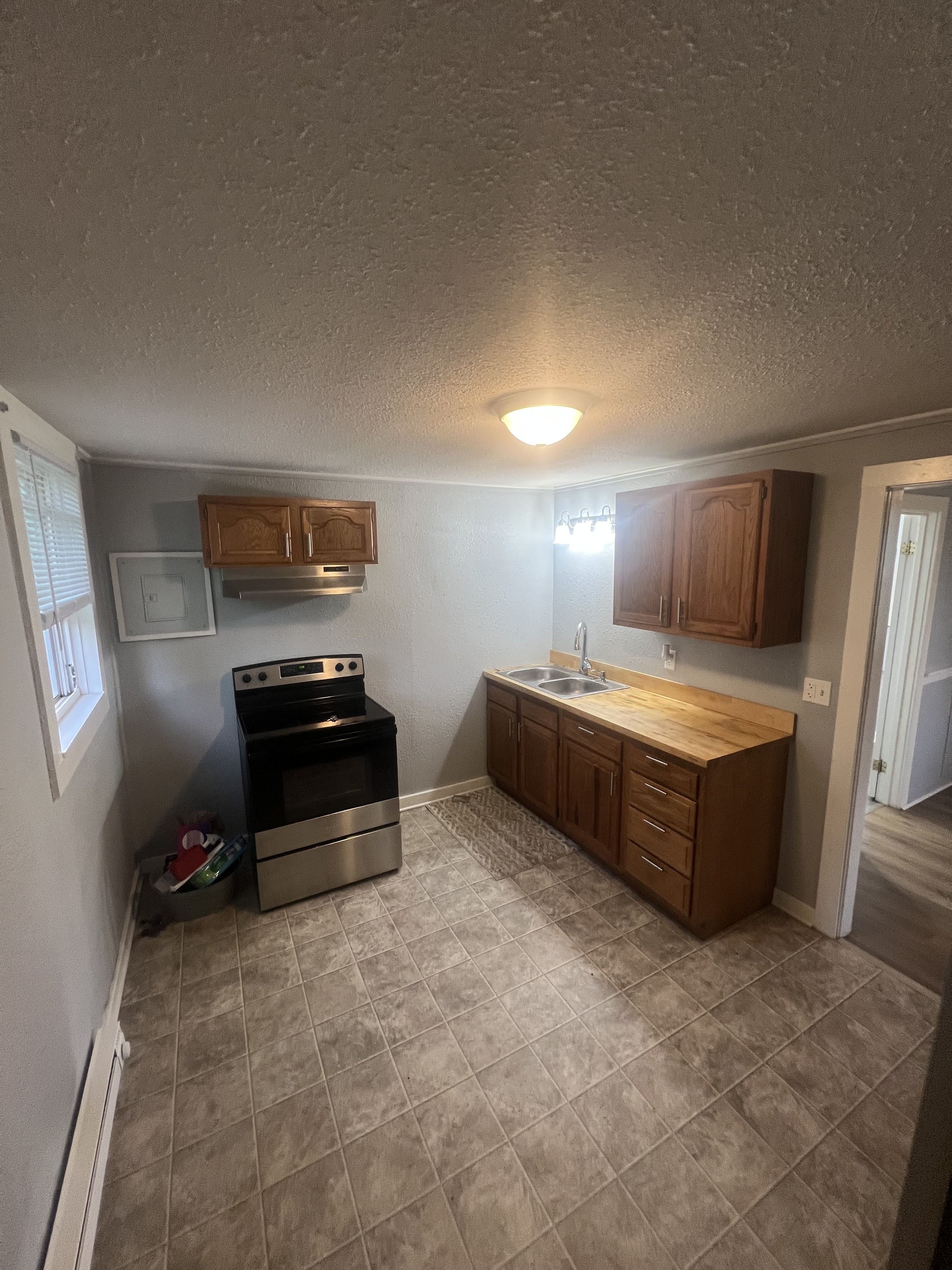 521 Spruce St – photo 4