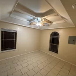 2201 North Dahlia Street – photo 4
