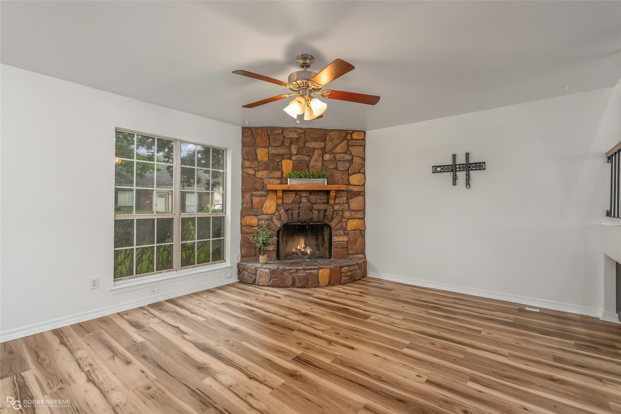 10002 Georgetown Drive – photo 2