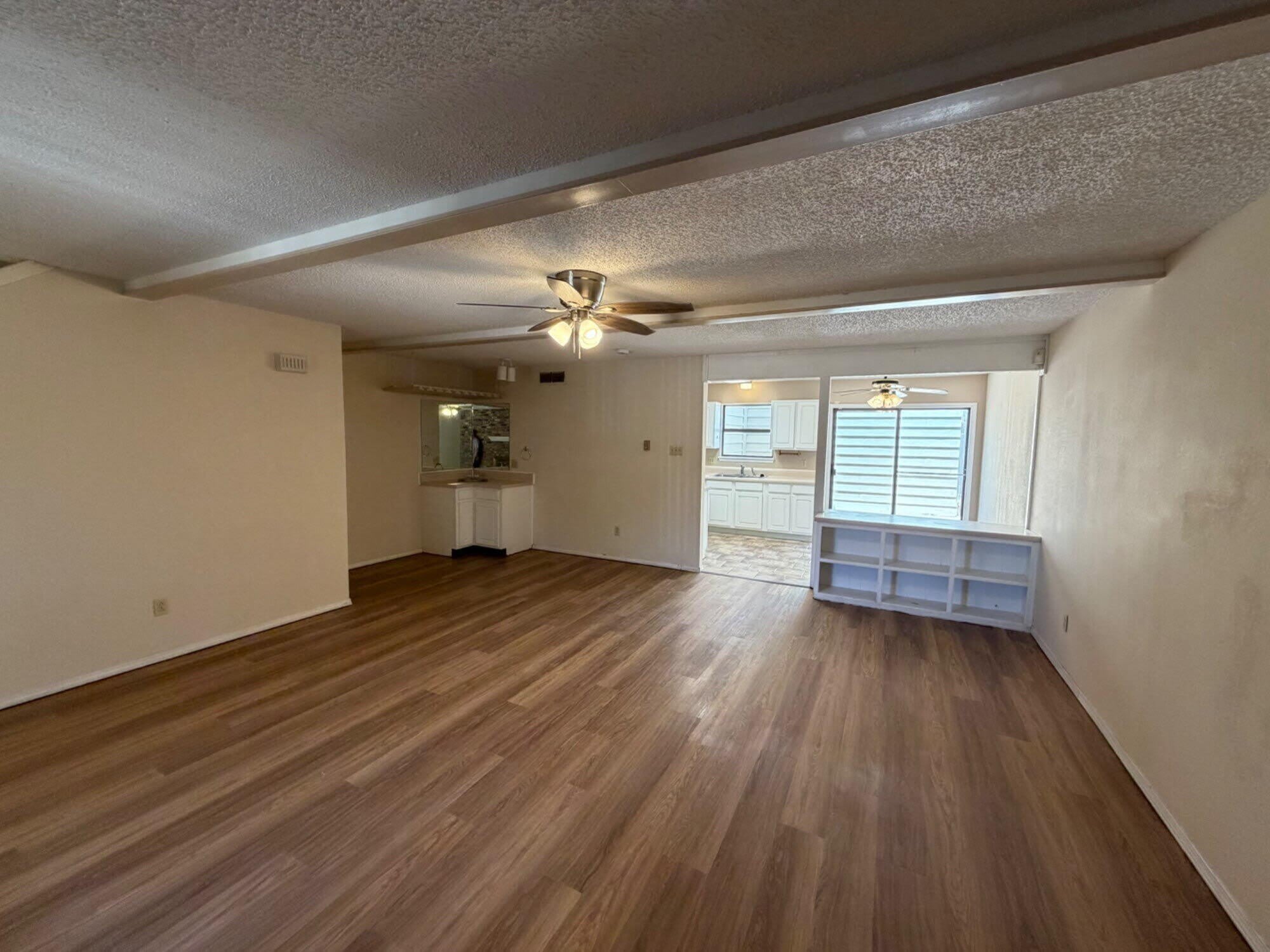 3730 86th Drive – photo 3