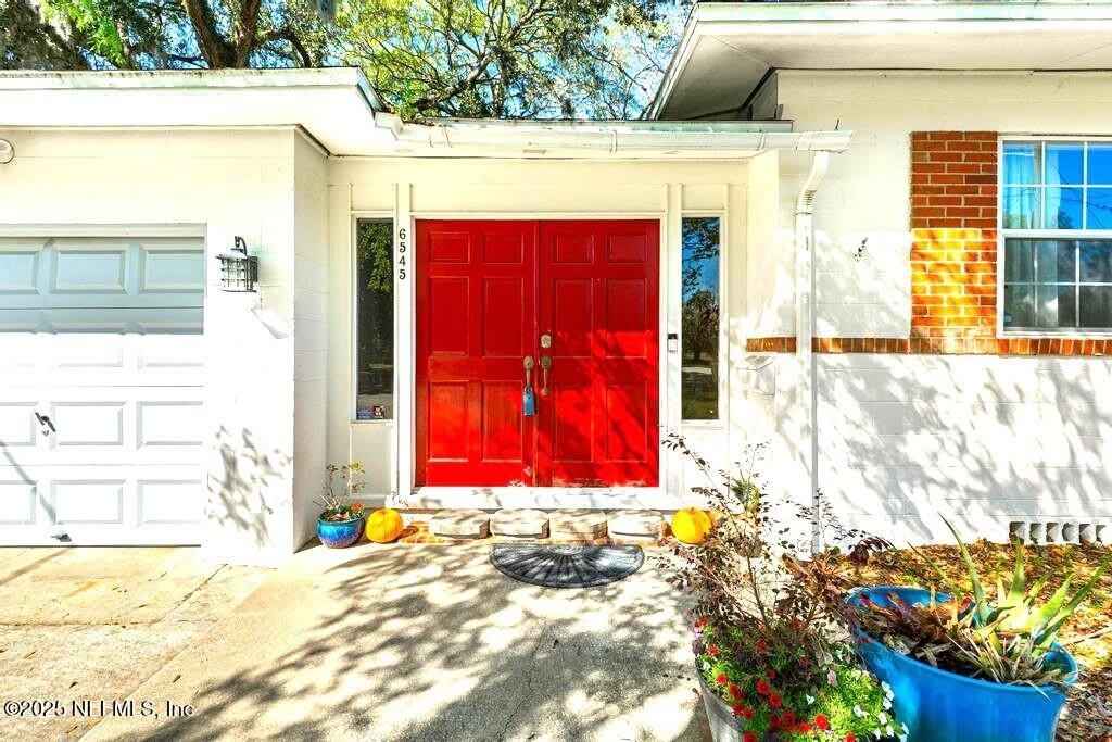 6545 NEWCASTLE Road – photo 5