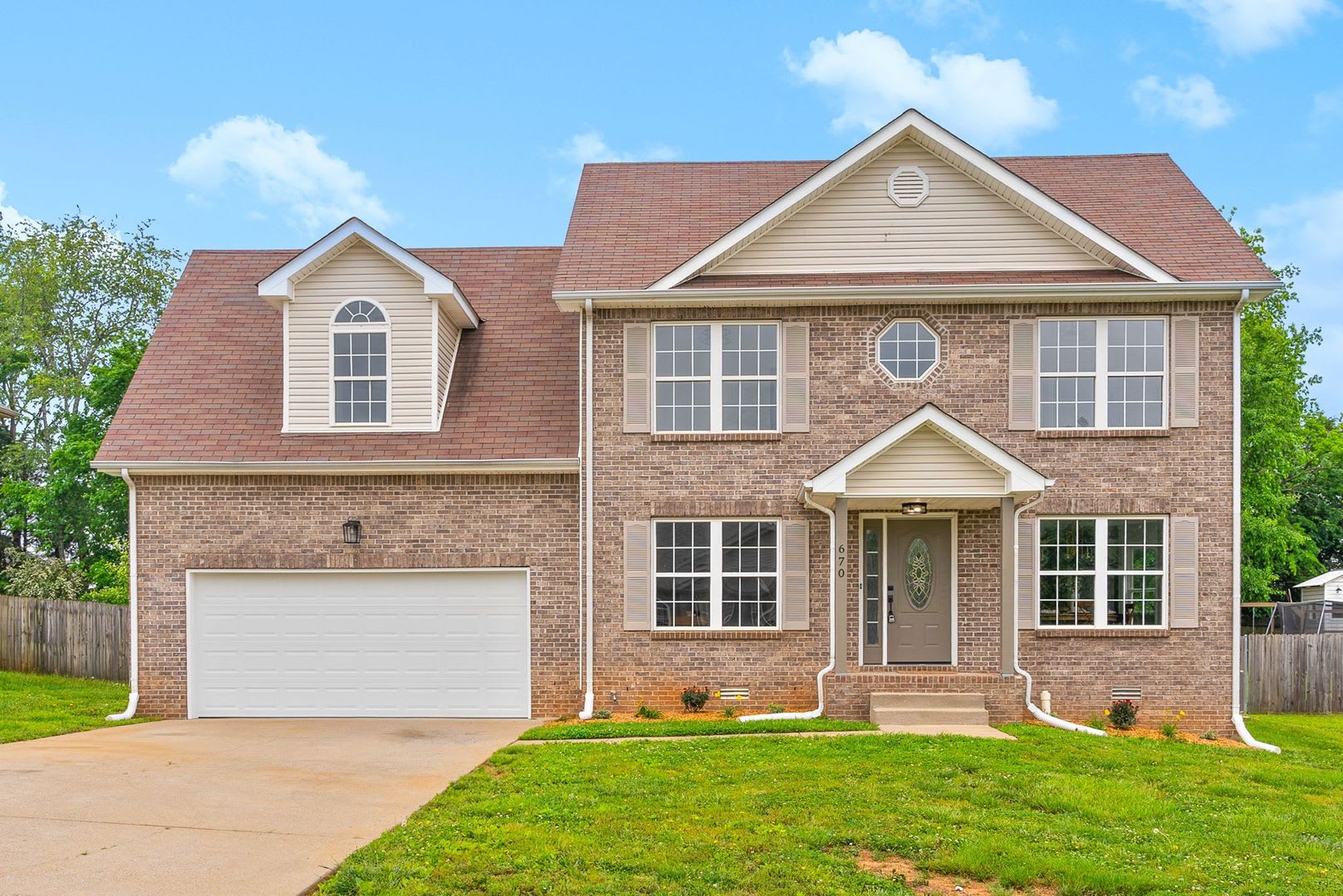 5 Bedroom 2 1/2 Bathroom Home – photo 1