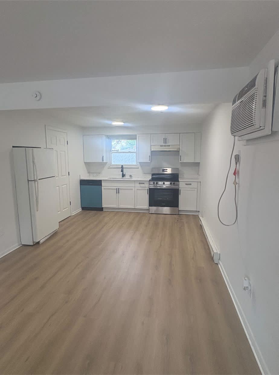 1636 Miami Avenue – photo 4
