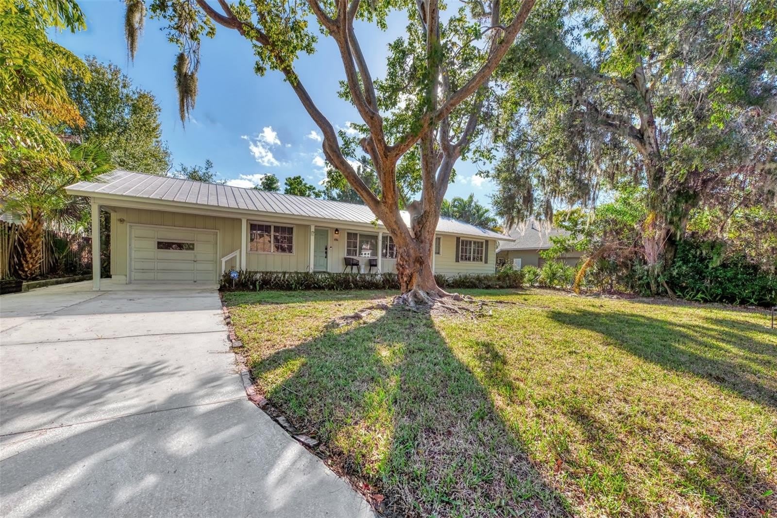 1726 FLOYD Street – photo 2