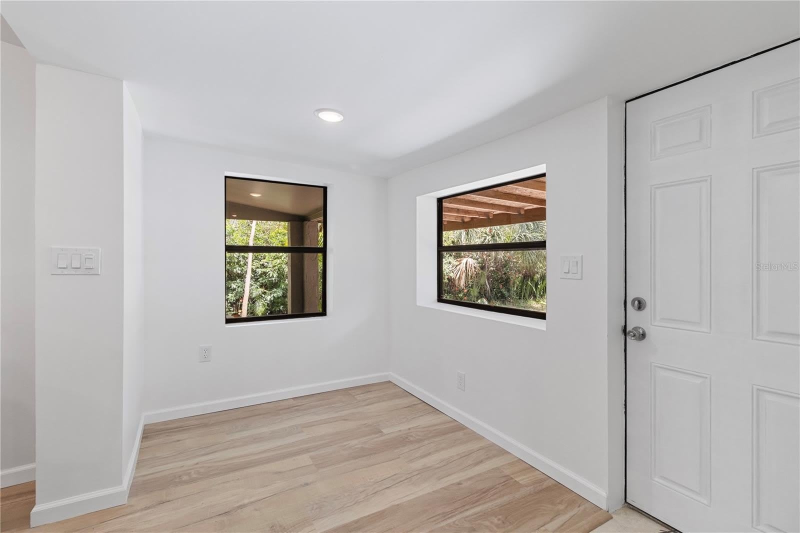 23094 Central Avenue – photo 4