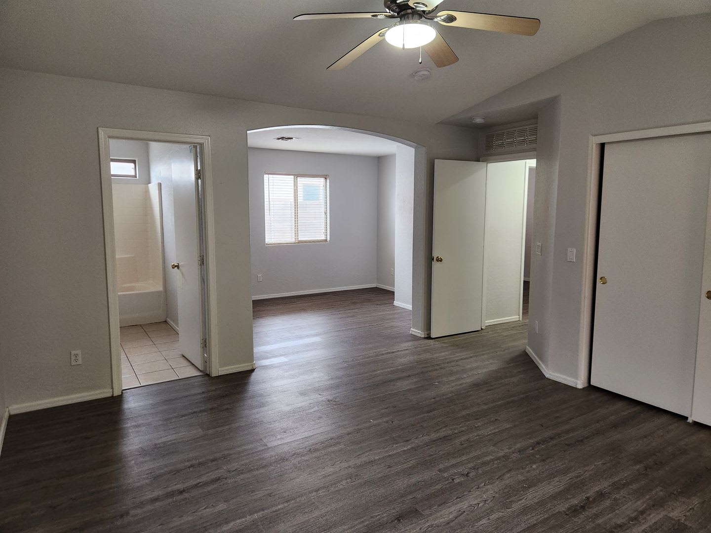 Single Level Avondale Home – photo 4