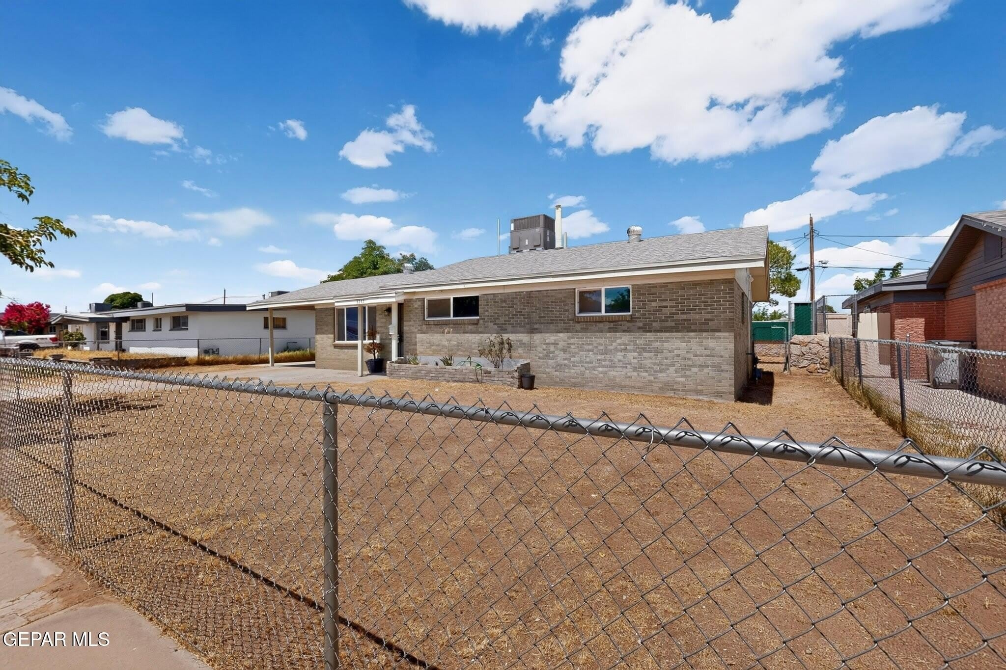 9545 VERBENA Drive – photo 2