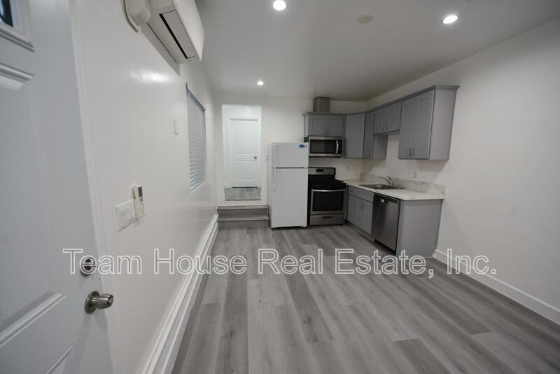 7260 Yolanda Avenue – photo 4