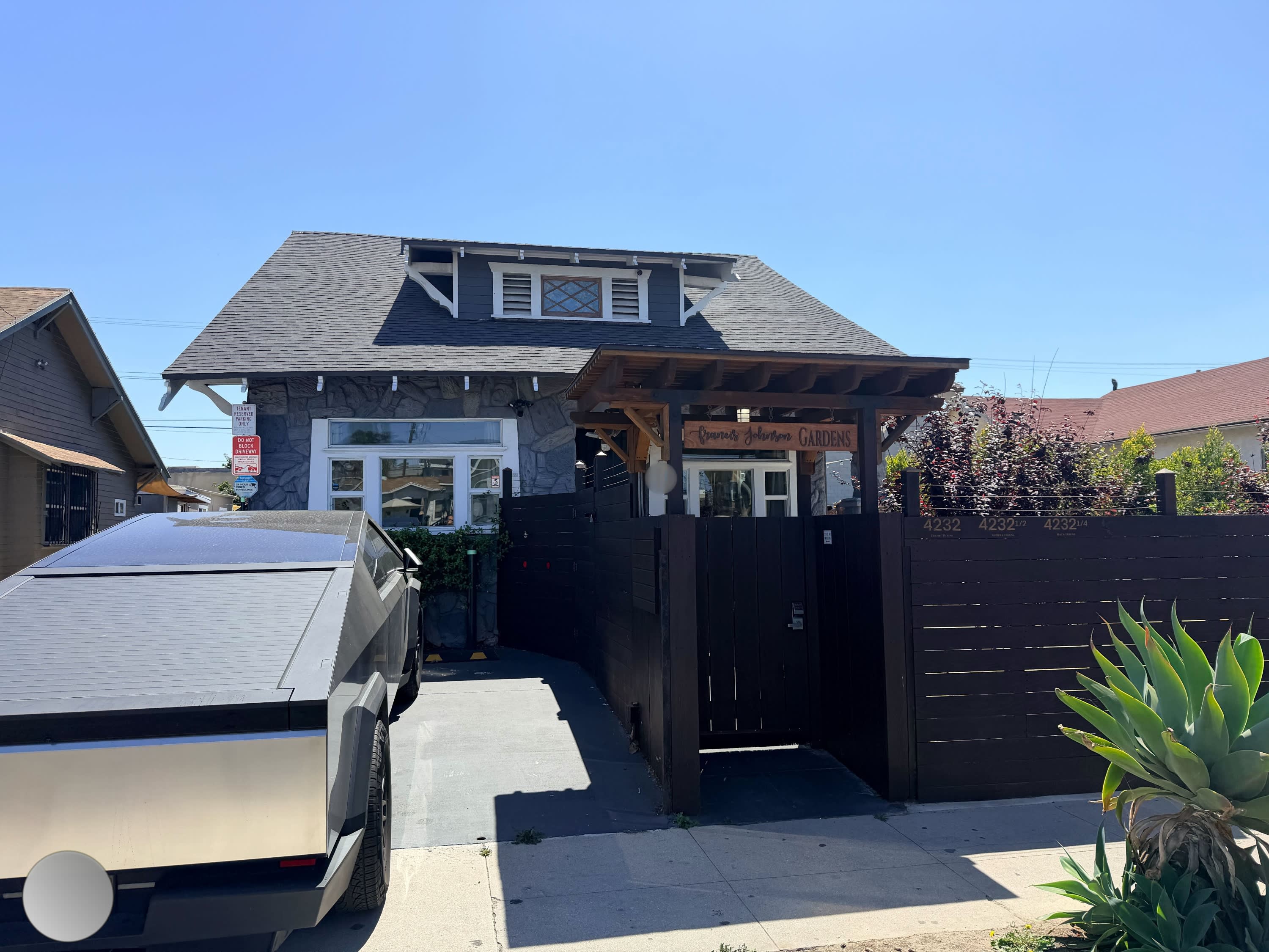 4232 South Olive Street – photo 2
