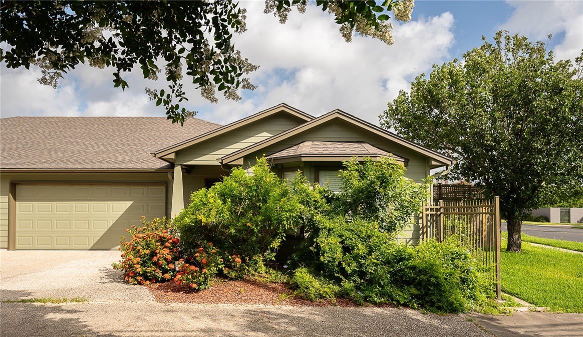 4245 Santa Fe Street – photo 2