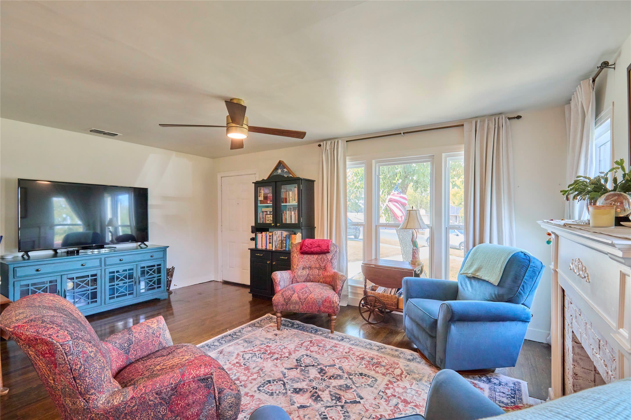 1425 Cedar Crest Drive – photo 4