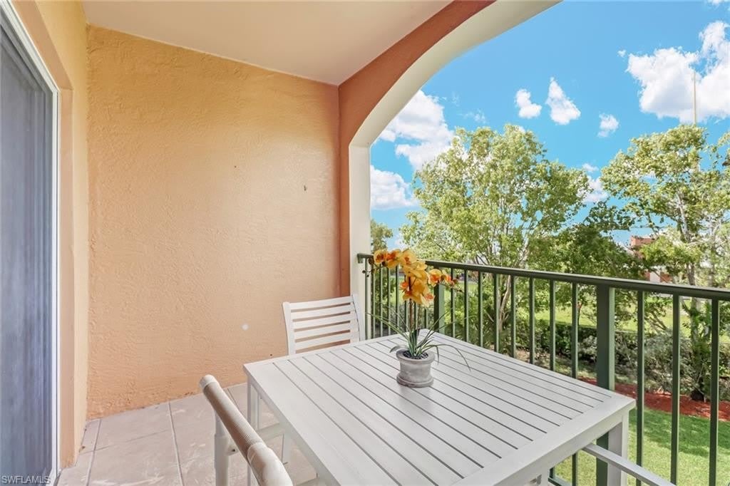 1190 Wildwood Lakes Blvd – photo 3