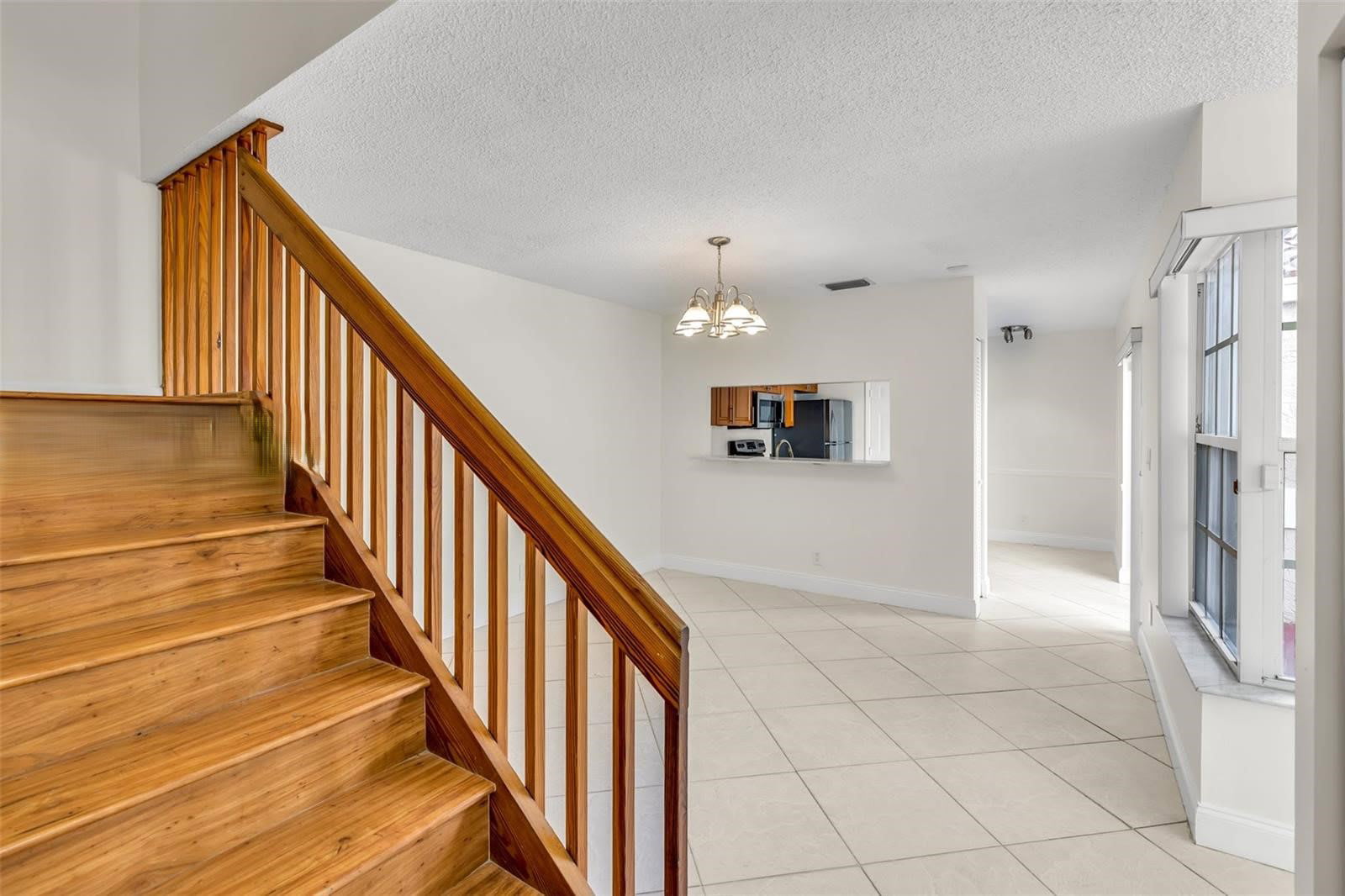 11163 Chandler Drive – photo 4