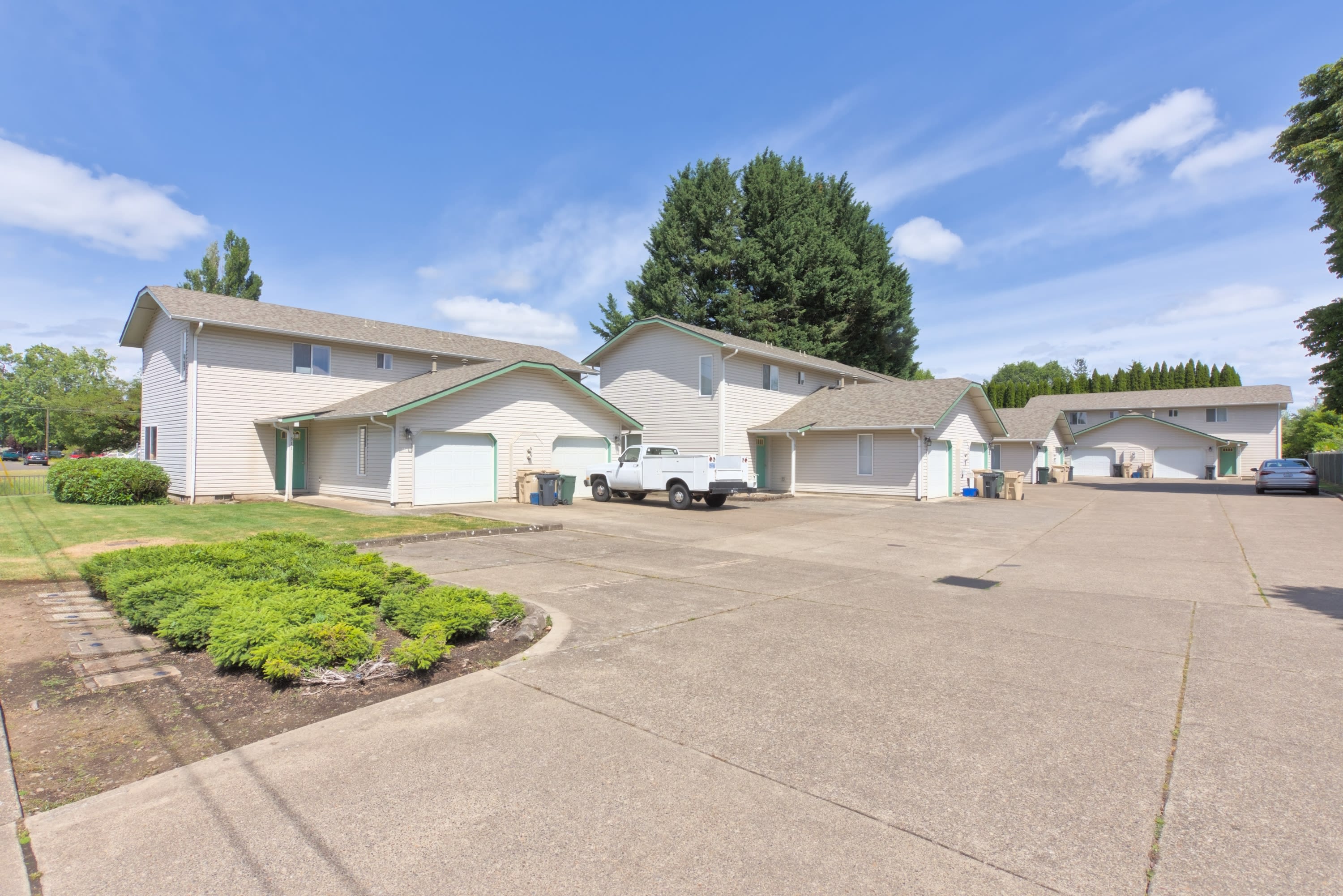 317 East Dodge Street – photo 1