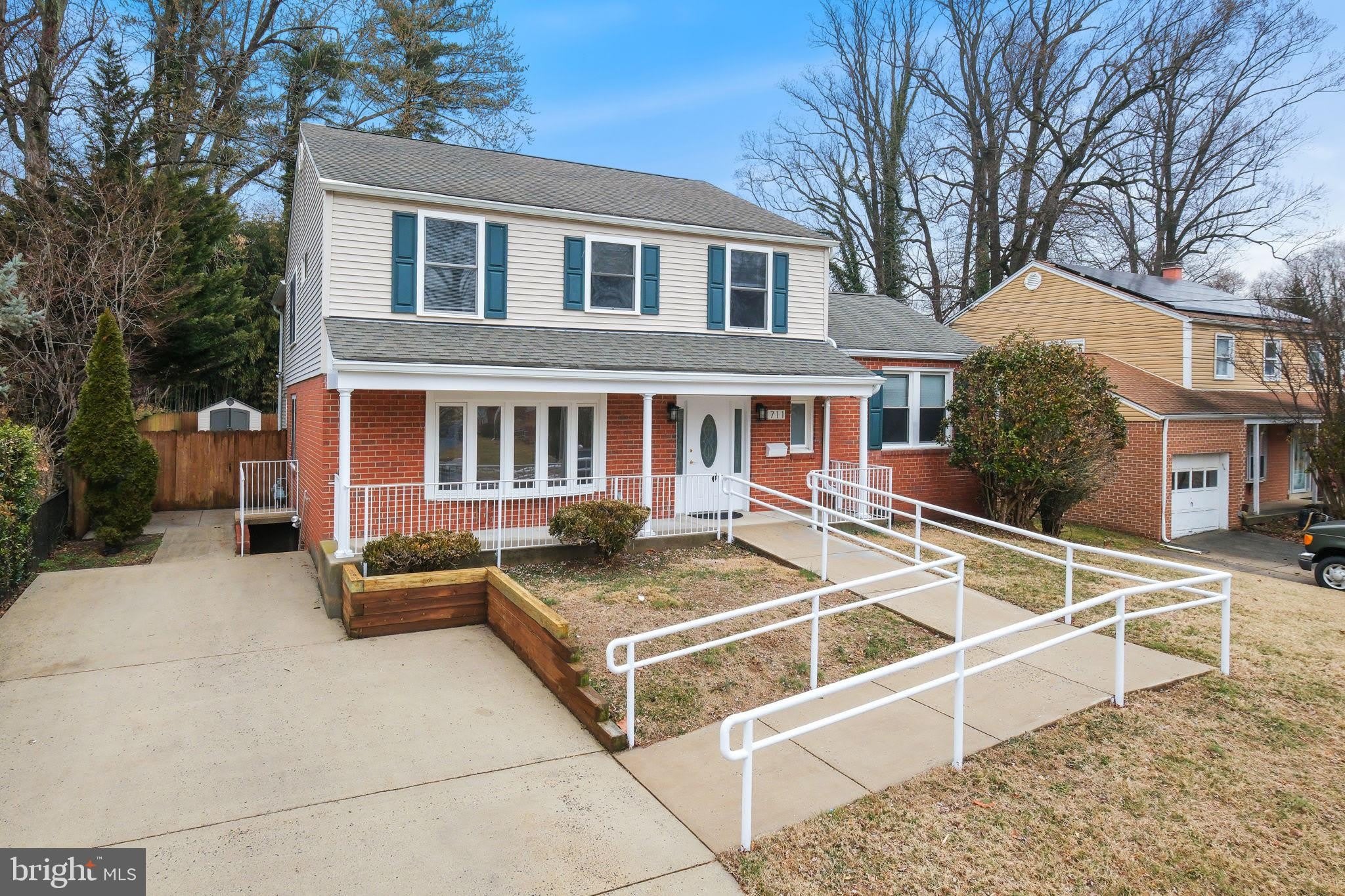 711 Lamberton Drive – photo 2