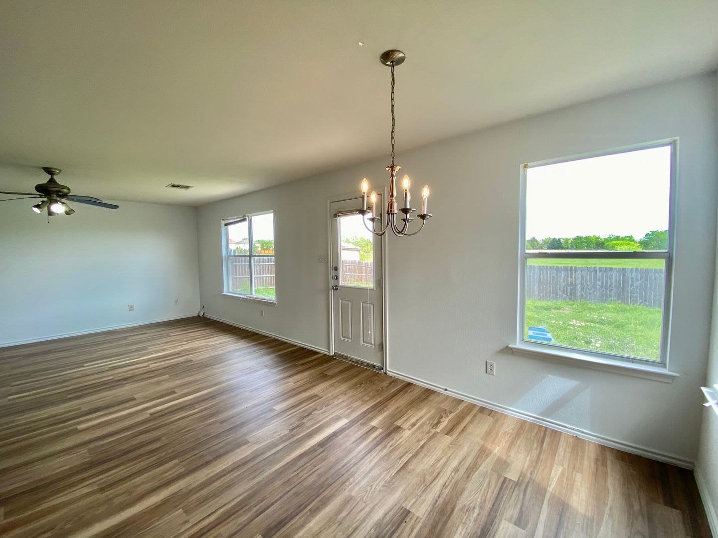 Recent luxury vinyl plank flooring! – photo 5