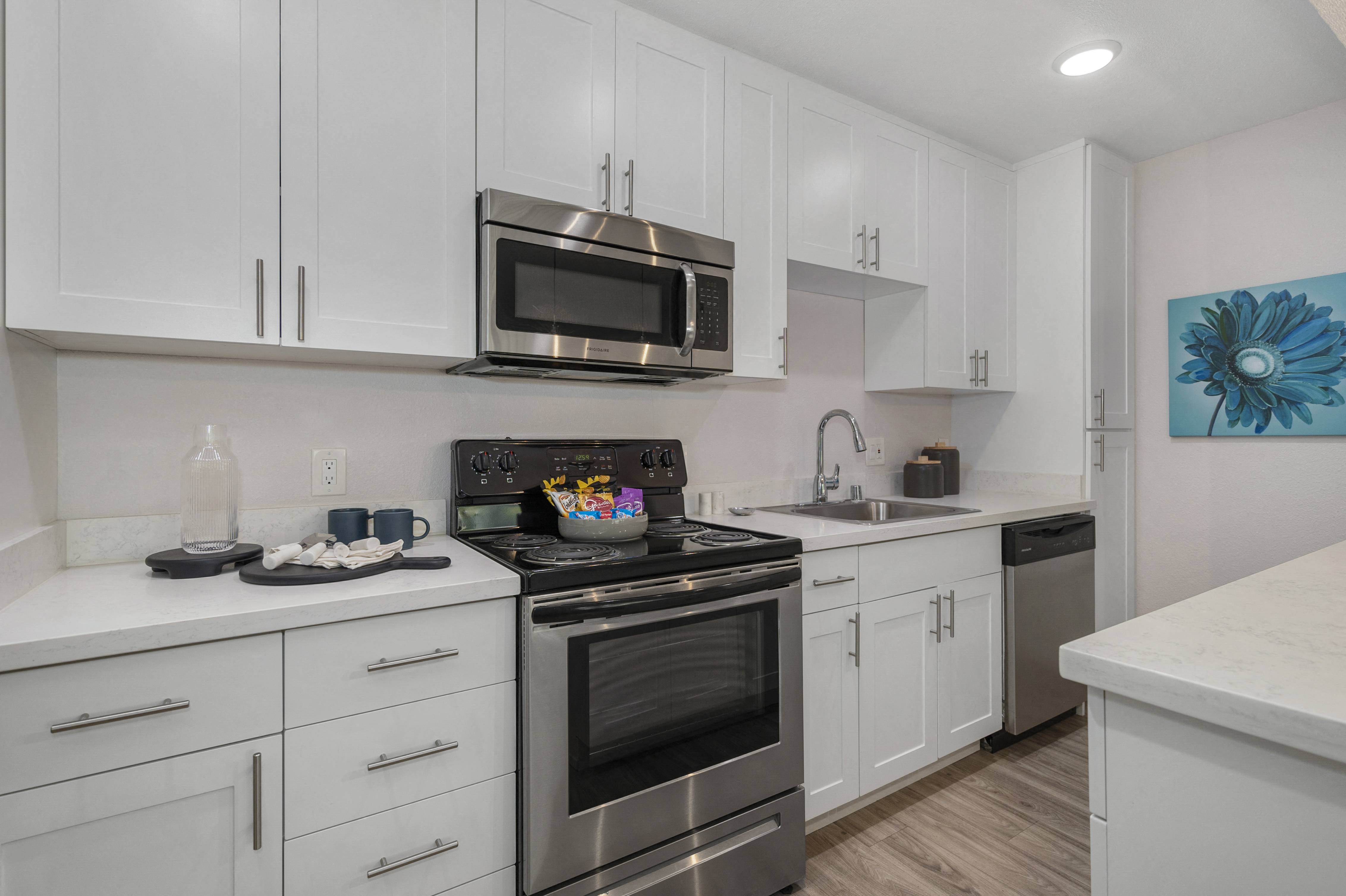Pinecrest Apartments – photo 5