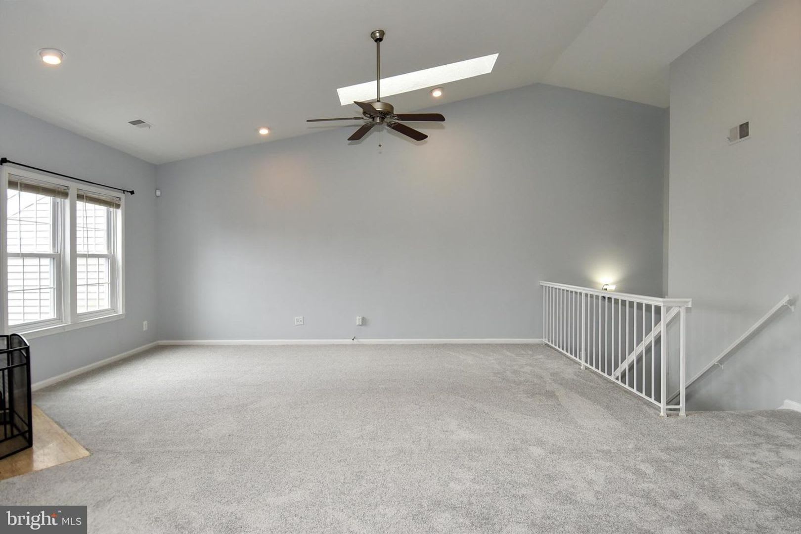 Thoughtfully Designed With Comfort And Style In Mind This Inviting Residence Offers A Spacious Layout That Feels Both Elegant And Welcoming – photo 5