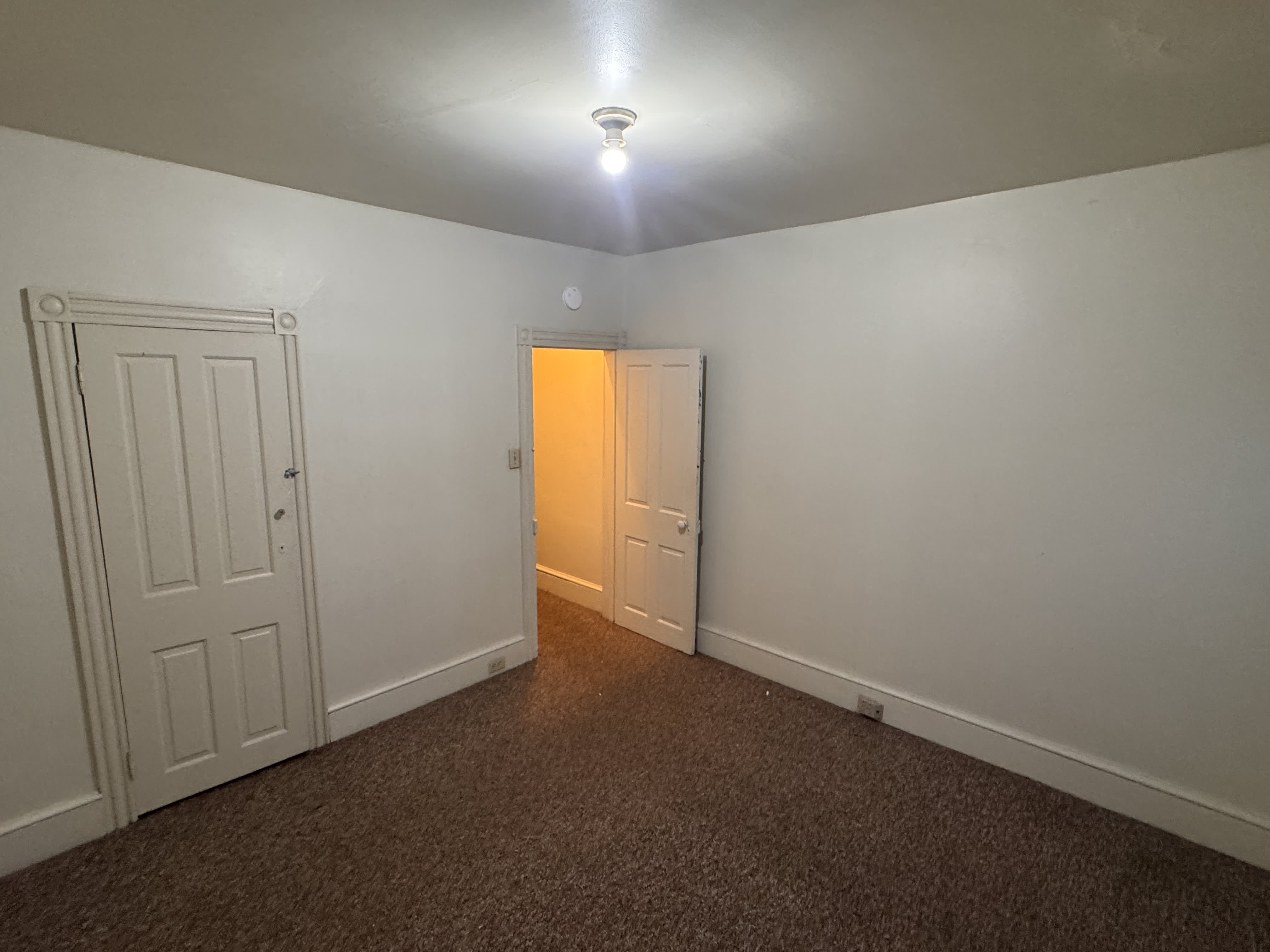 438 Linden St – photo 4