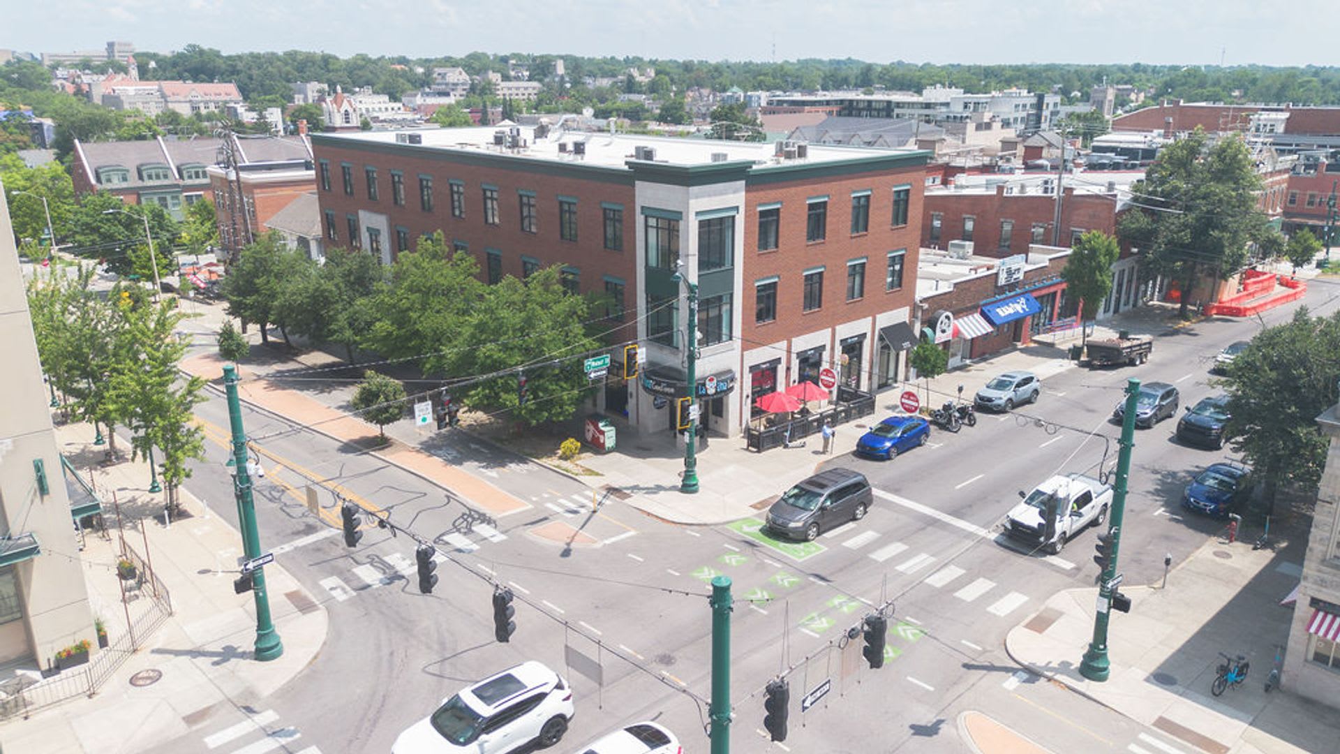 Omega 252 N Walnut St – photo 5