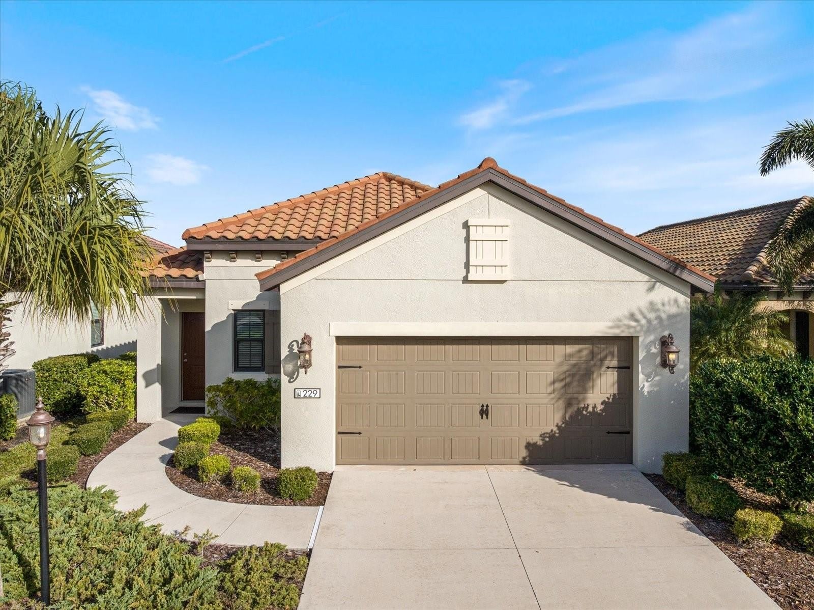 229 LIVORNO Way – photo 1