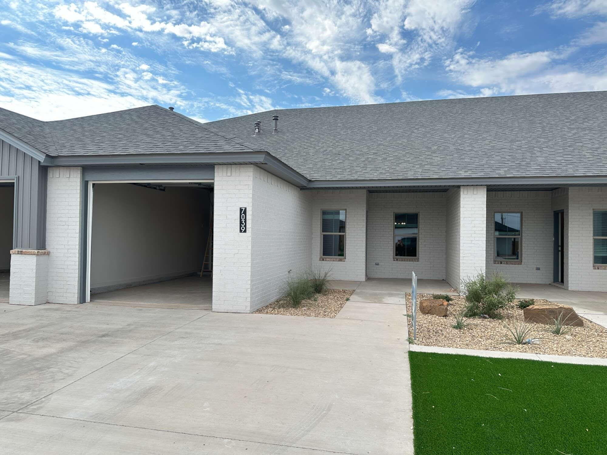 7039 40th Street – photo 2