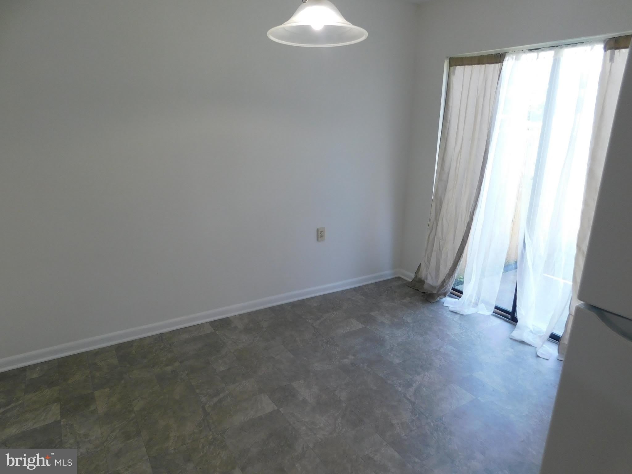 111 CAMERON Street – photo 5