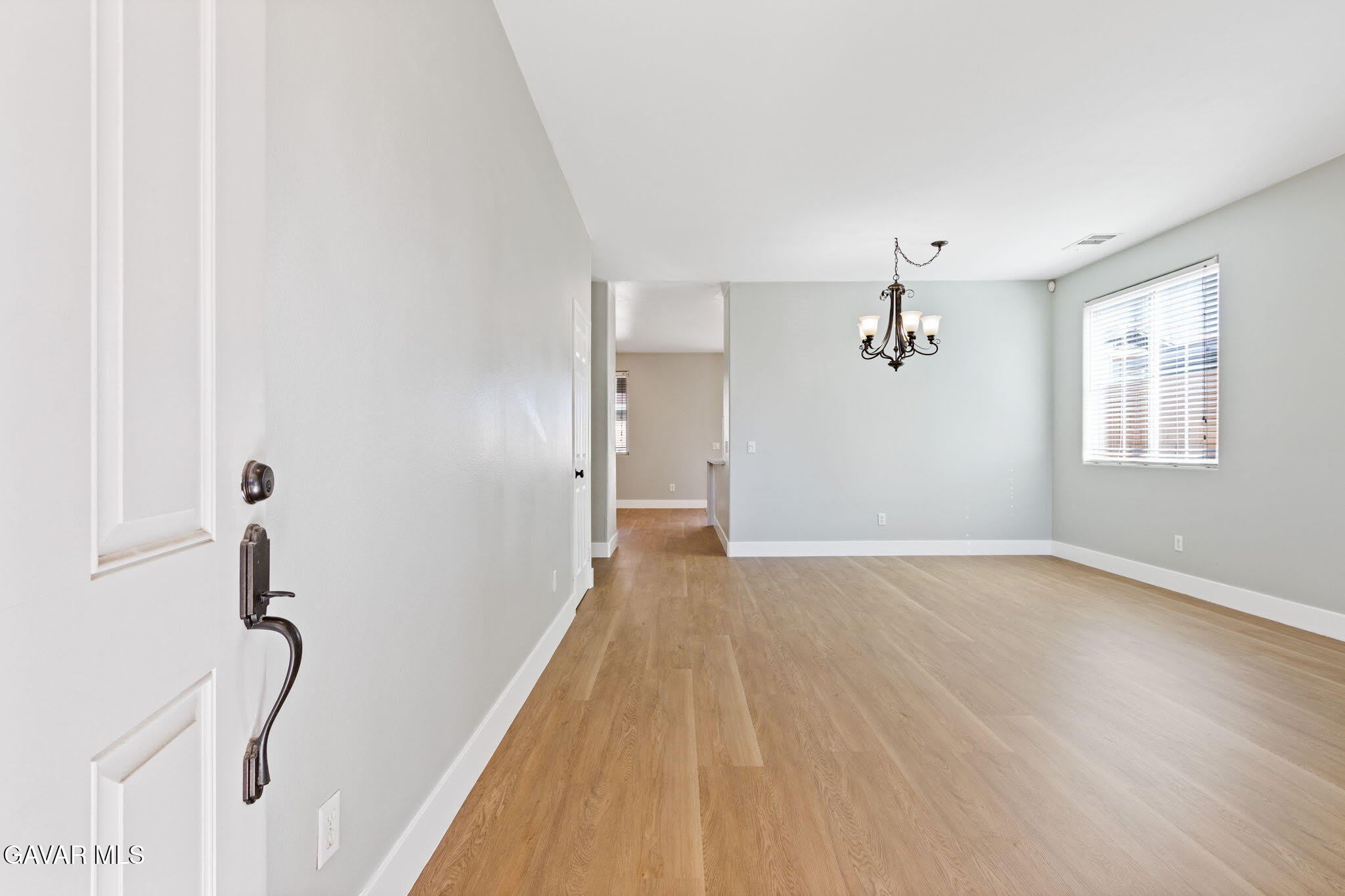 5909 E Viking Way – photo 4