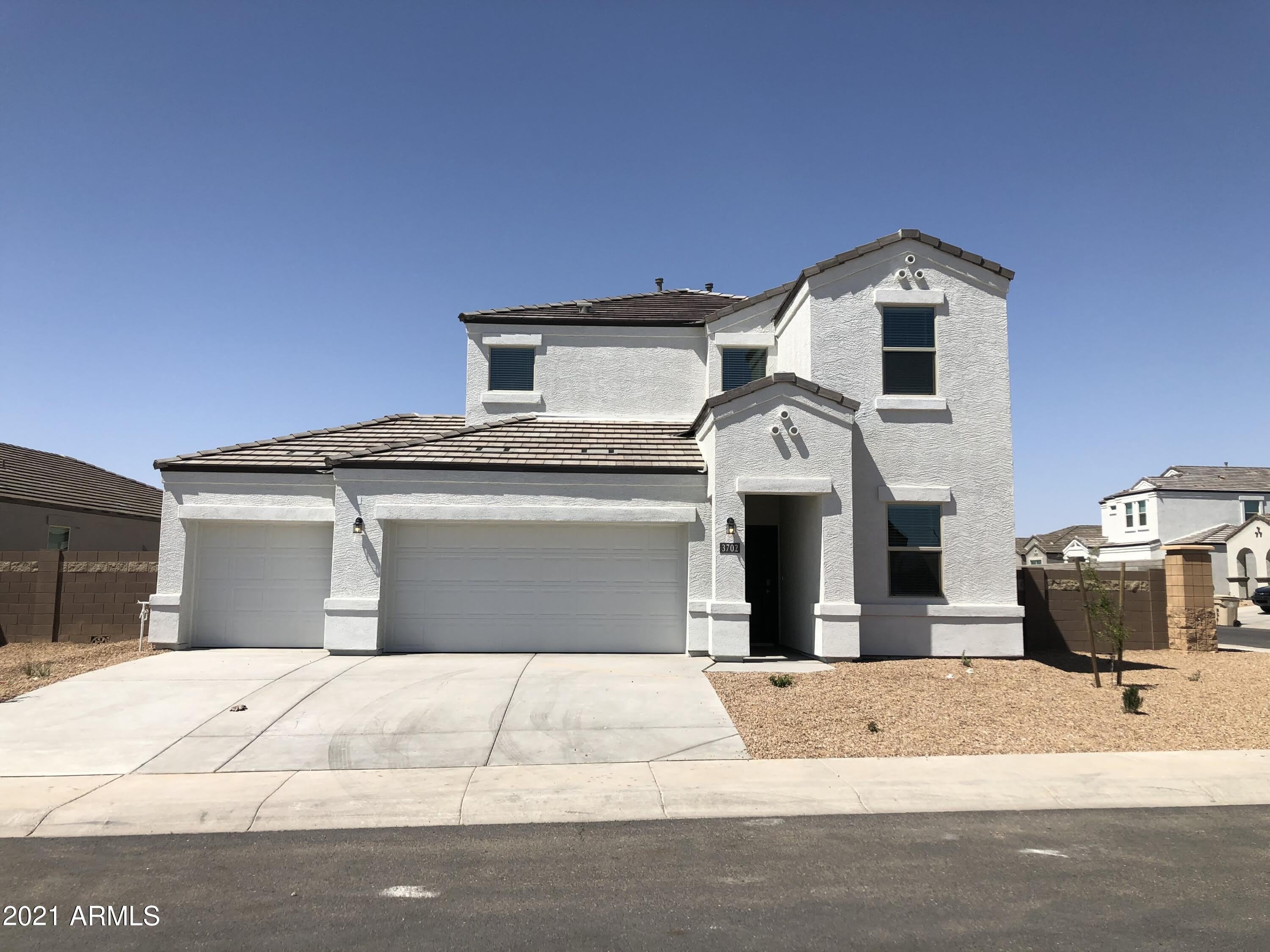 3702 N 307Th Drive – photo 2