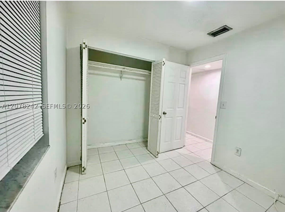 201 SW 19th Ave – photo 5
