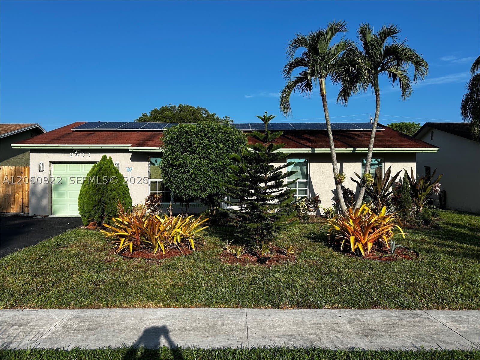 2403 NW 108th Ter – photo 1