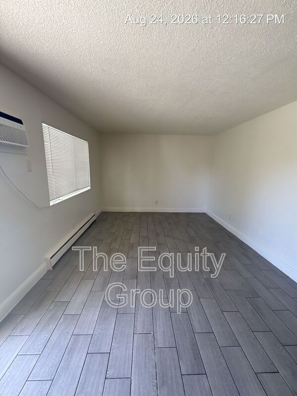 352 S Blackstone St – photo 2
