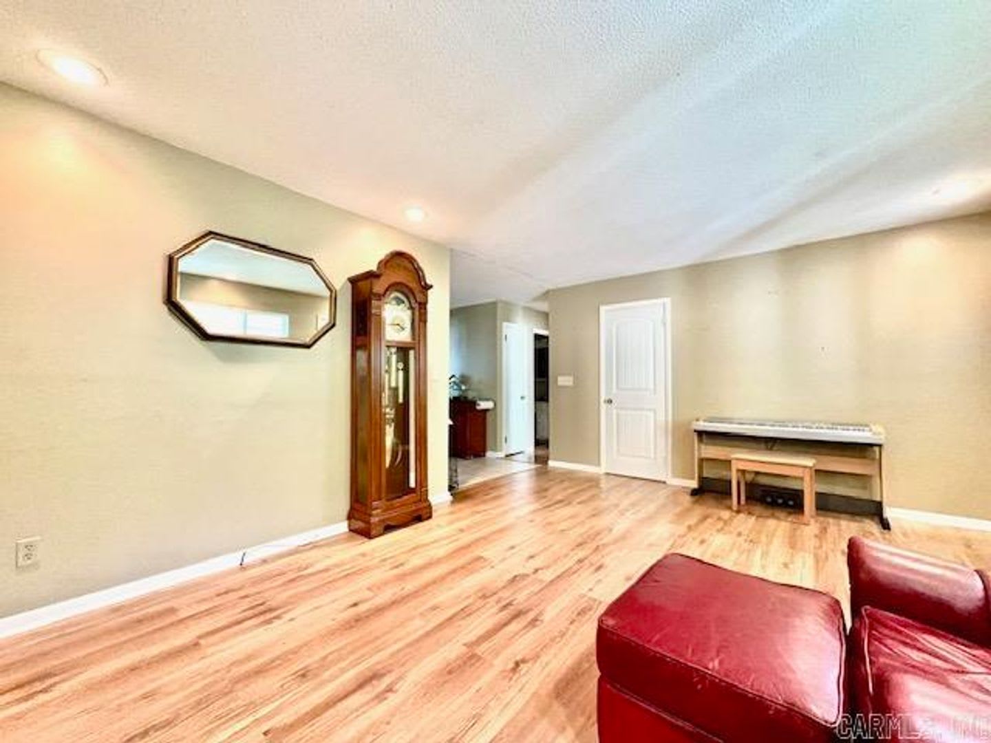 2 Bedroom/2 Bathroom Home • Mountain View – photo 4