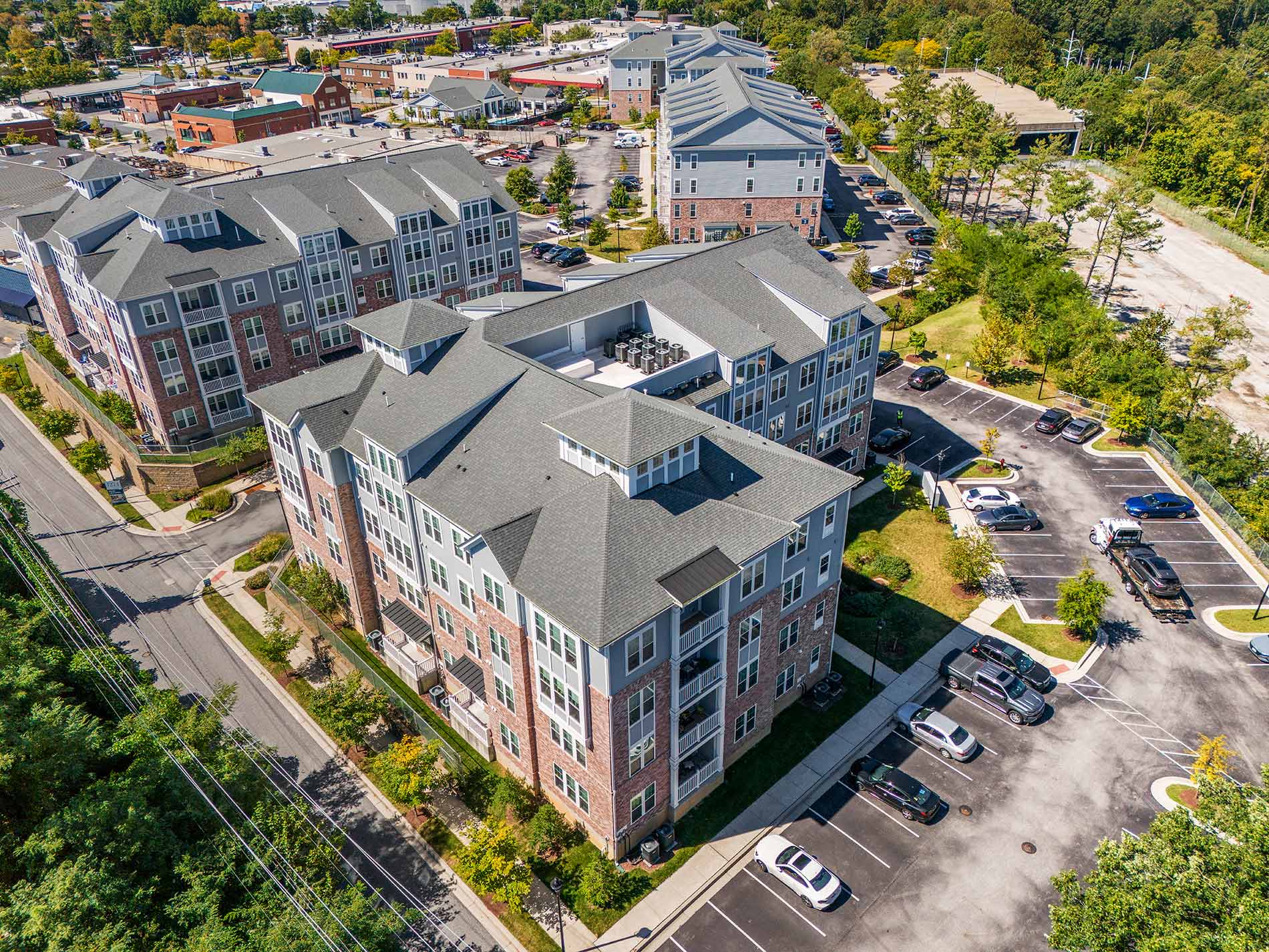 1274 at Towson – photo 3