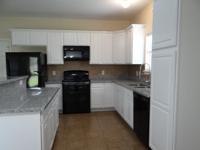 26222 Avoyelles Ave. – photo 3