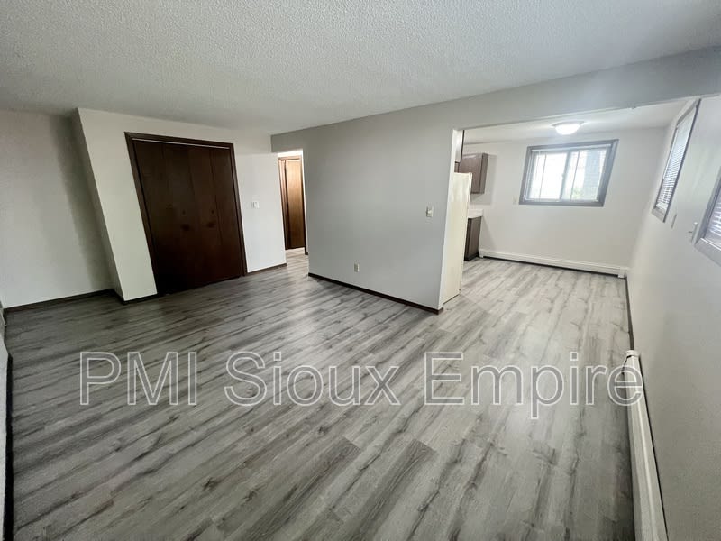 116 S Garfield ave – photo 1