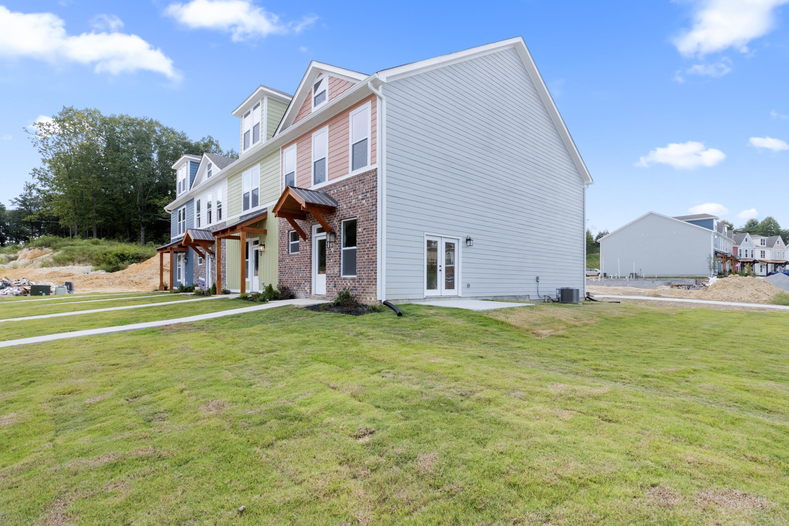1902 Cypress Lane – photo 4