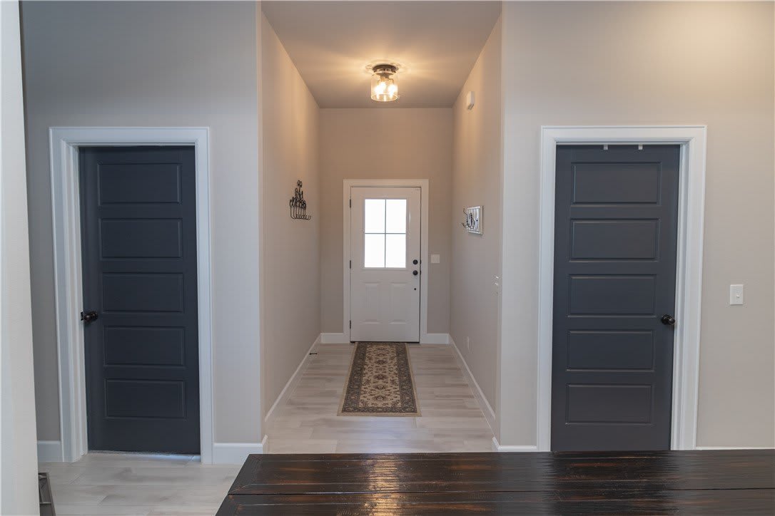 1137 Laux Lane – photo 4