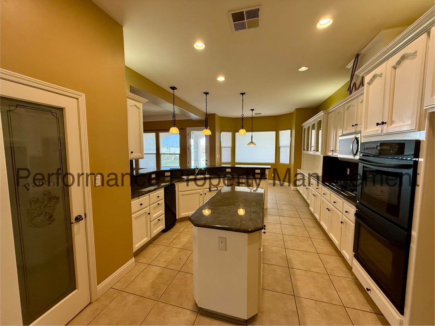 Gorgeous 3 Bed/3 Bath + Office SW Bakersfield Home W/ Solar, RBP & Deposit Alternative Option – photo 5