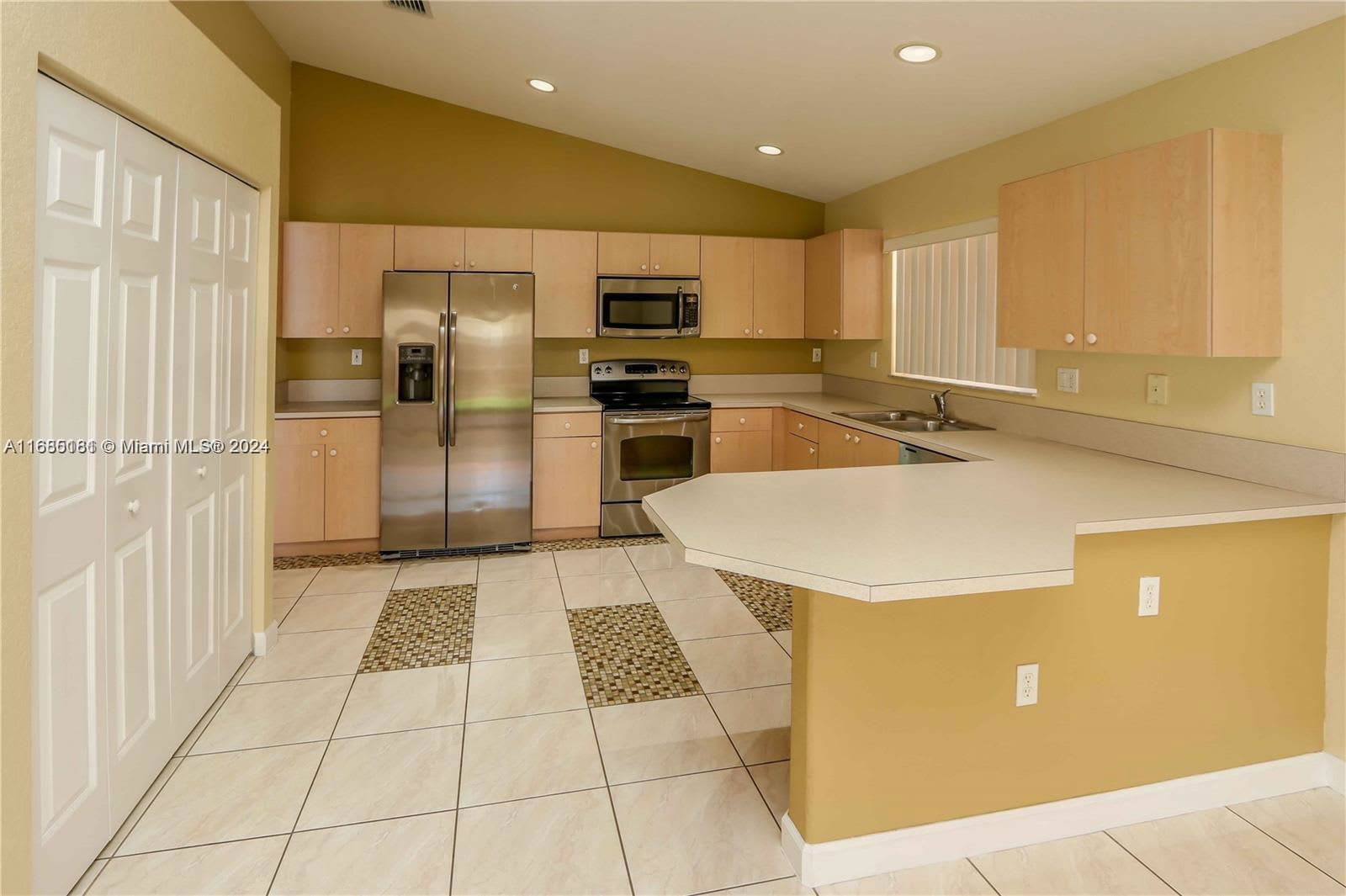 23935 Southwest 108th Place – photo 5