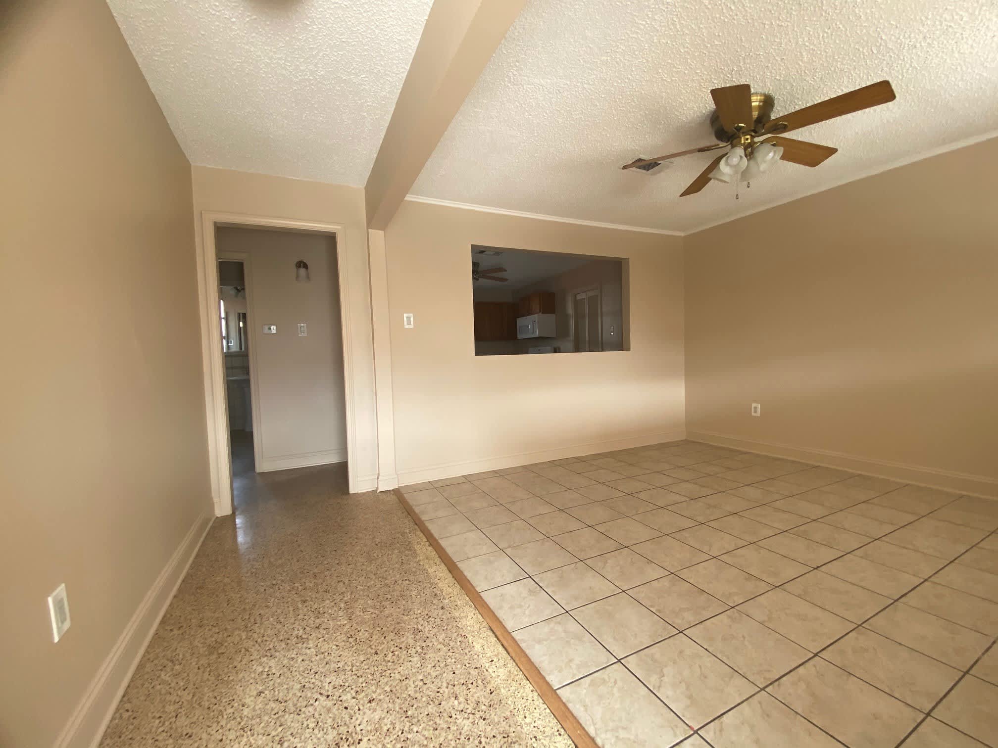 2009 Athania Pkwy – photo 3