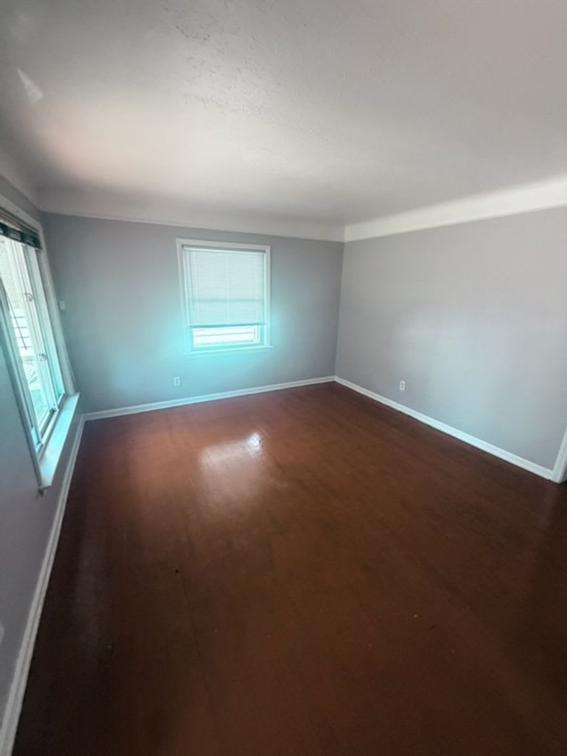 A Single Family Home With Garage In Garfield Heights – photo 3