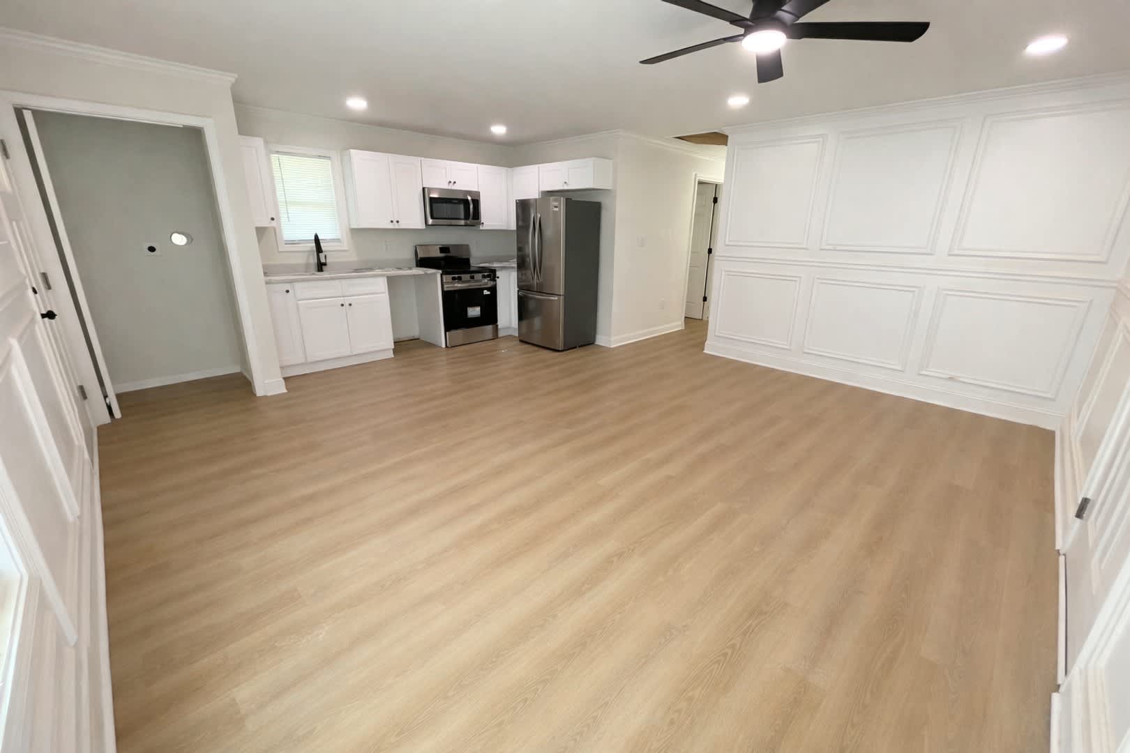 NEW CONSTRUCTION AVAILABLE NOW!! – photo 4