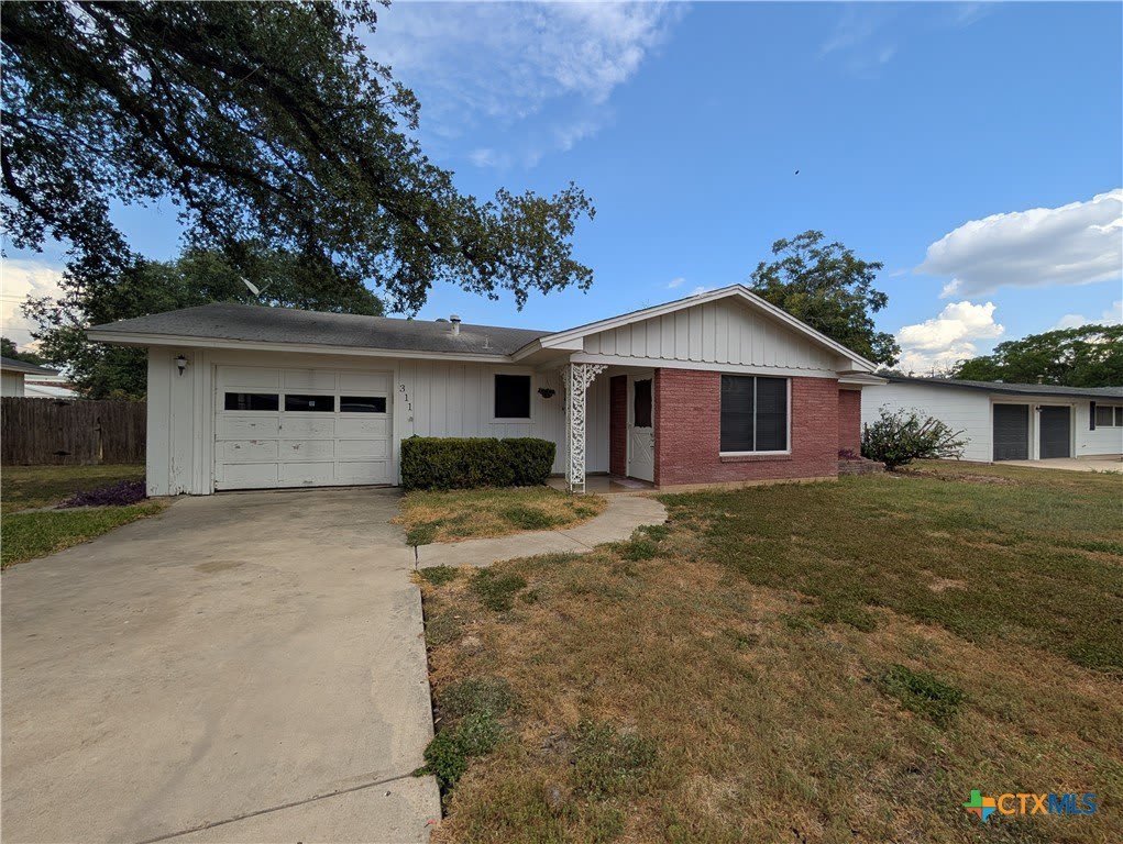 311 Delany Street – photo 1