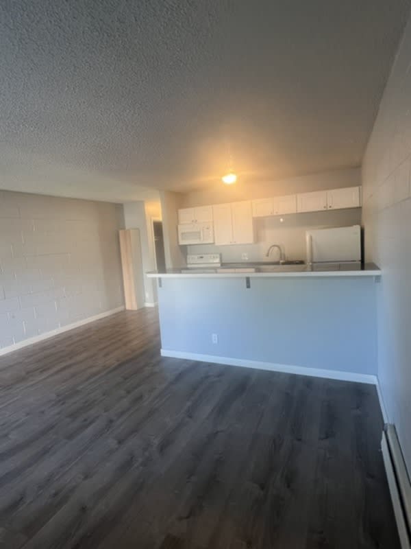 2229 Collyer Street – photo 3