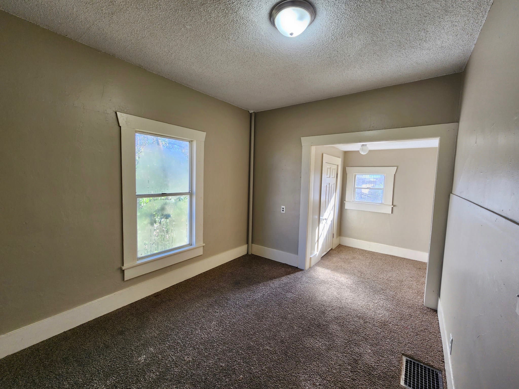 2129 30th Avenue North – photo 3
