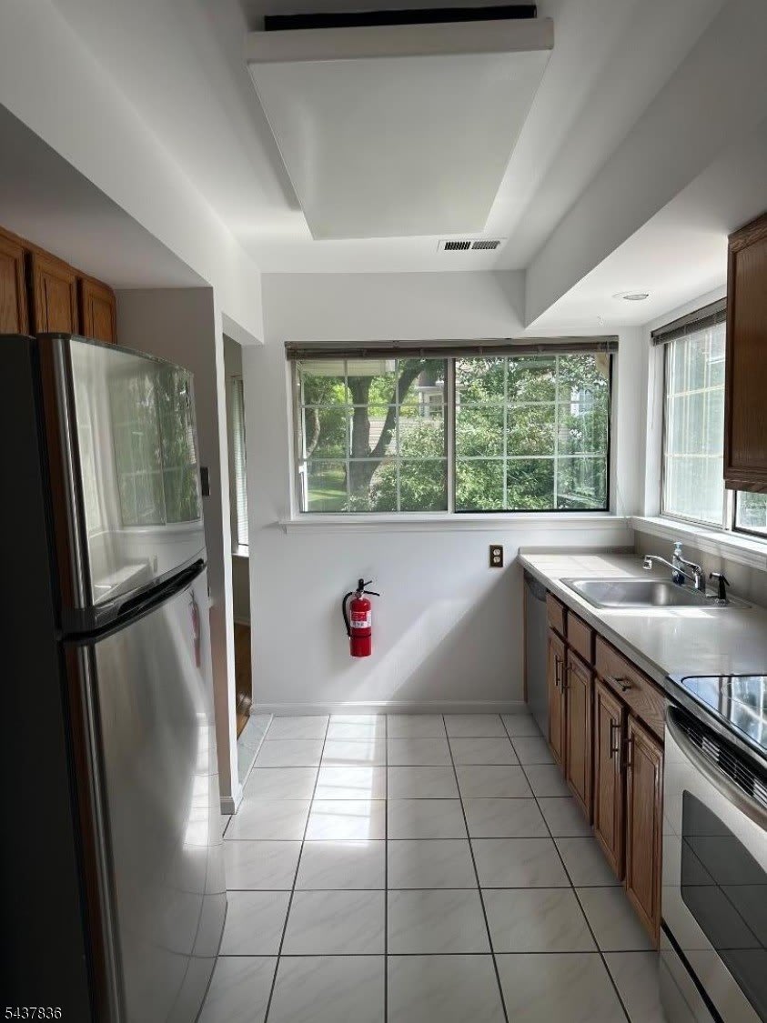 15 Crossfield Court – photo 5