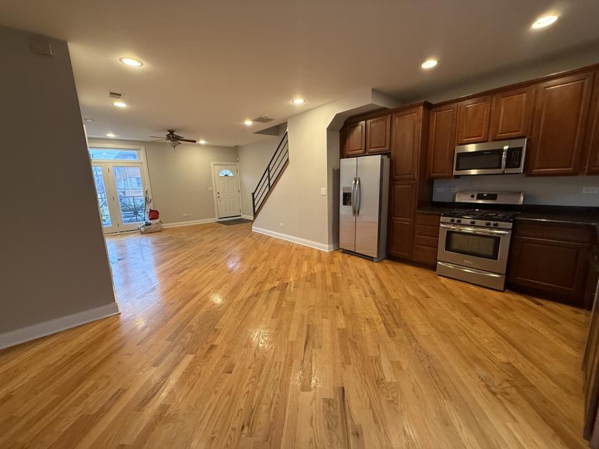 7016 West Medill Ave. – photo 5