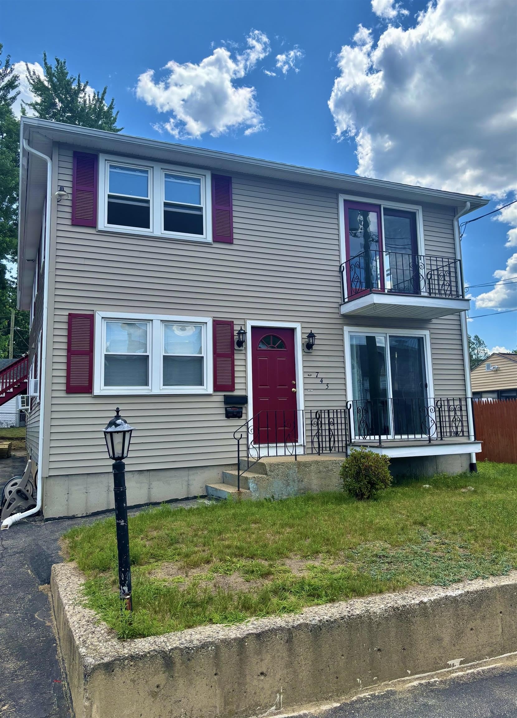 745 Hayward Street – photo 1