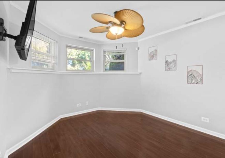 4520 South Saint Lawrence Ave – photo 4